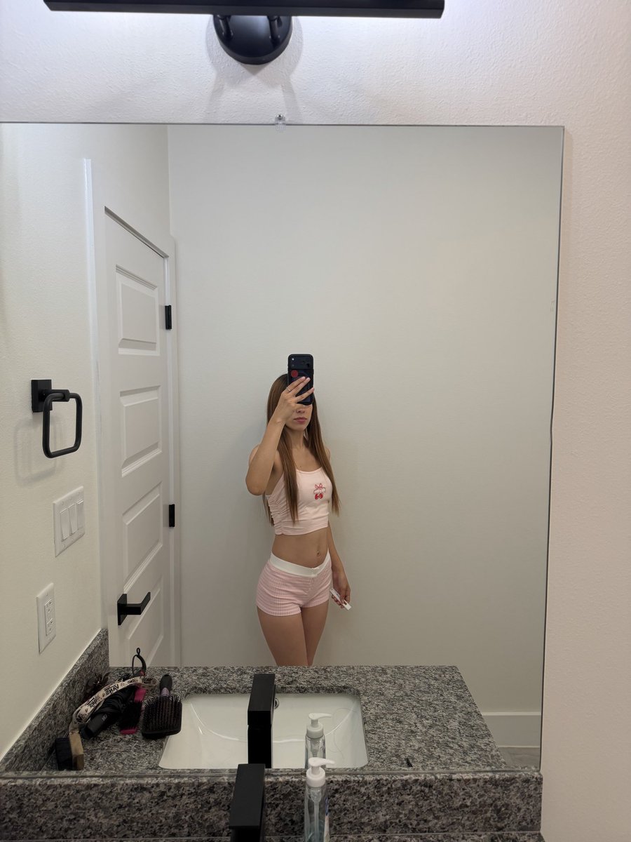 420cherri's tweet image. #pink #texas