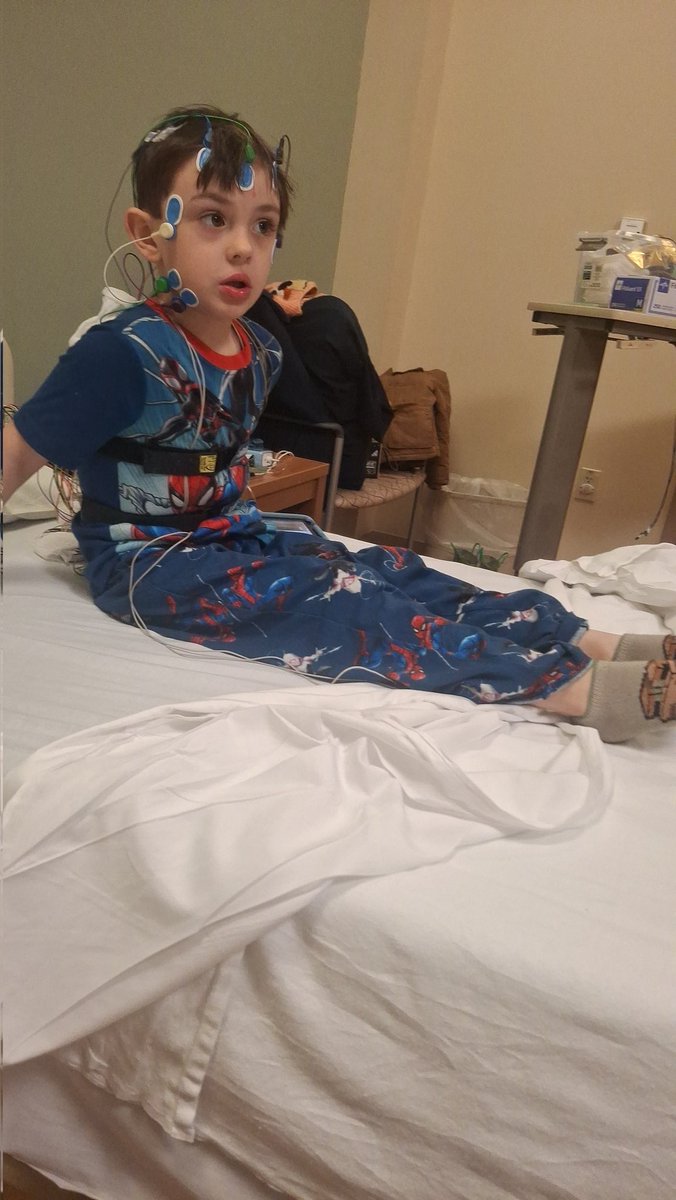 LadyMidnightITM's tweet image. Now that Rowie is half a robot and we managed to pee without tripping, lets hope he gets some sleep. This has def been something so far... pray for this momma. Poor @MidnightiTMS wasnt even allowed to stay due to bs. This has def been something else so far.