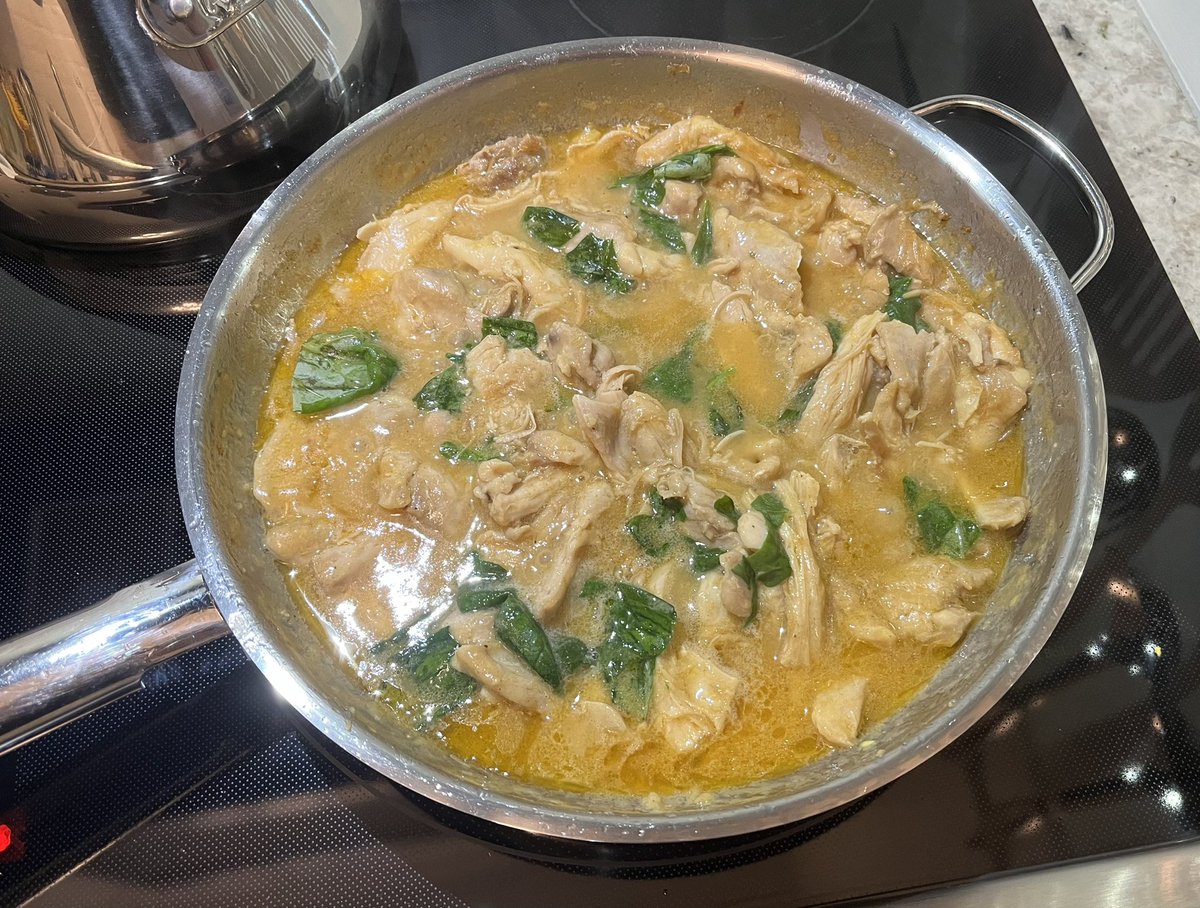 vmandi2's tweet photo. Latest cooking venture. Lemongrass chicken with coconut cream, ginger and lime over rice. It was soooo delicious! Highly recommend this recipe. I love lemongrass so much. 🥥🫚
https://t.co/BKknQHCdjO… https://t.co/2oCJhat3ac