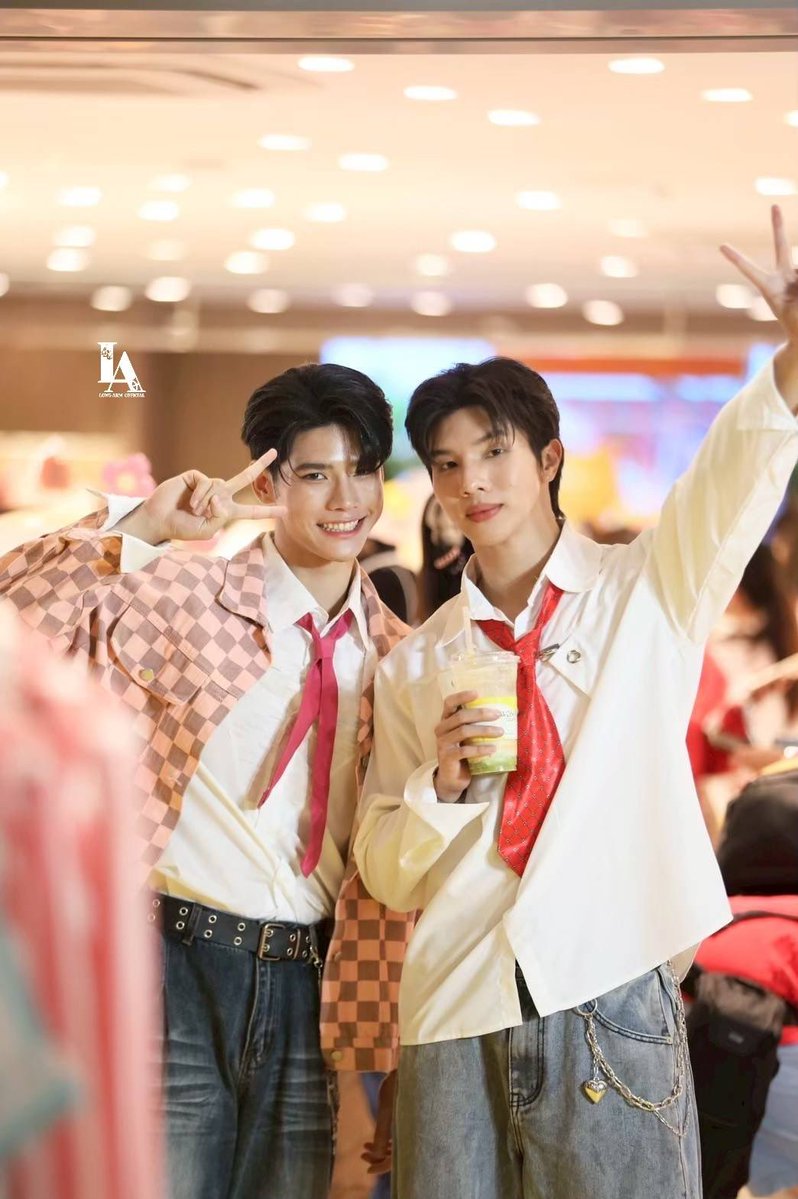 Long_Arm78's tweet image. 𝕄𝕠𝕣𝕟𝕚𝕟𝕘 𝕋𝕦𝕖𝕤𝕕𝕒𝕪 🌺 🌸🌷
ไม่ได้ขอให้โลกเป็นสีชมพู แค่ขอเป็นคนของยูก็พอ 😘😘

#longlee #Armchaiyapat 
#Longarm #หล่งอาร์ม