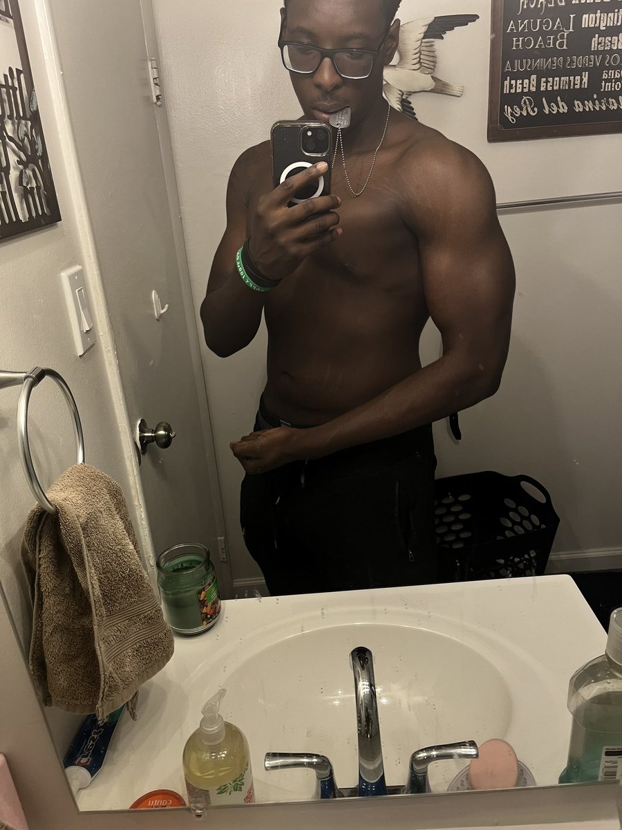 squirtforkobe tweet media