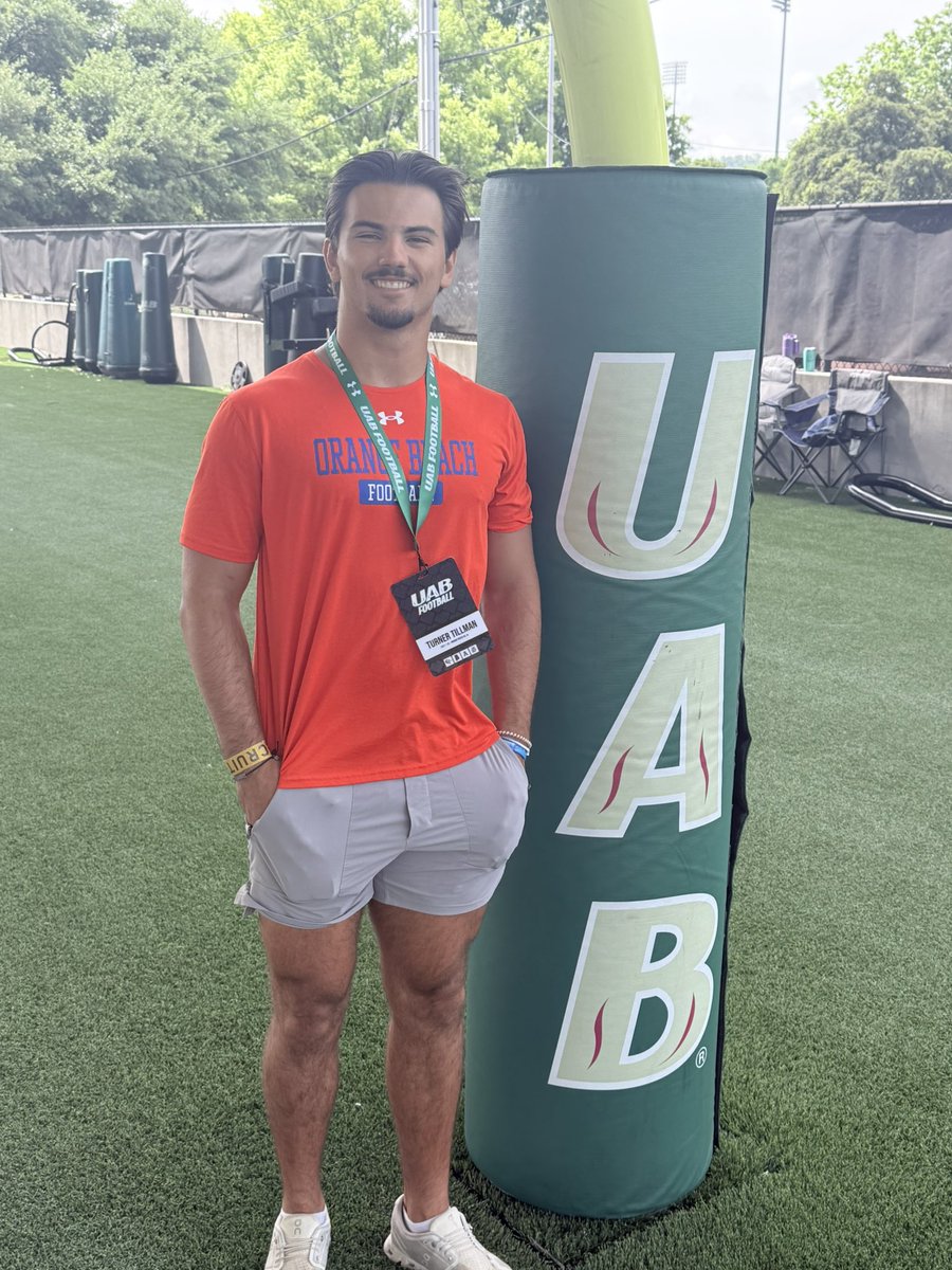 turnertill11's tweet photo. Thank you @UAB_FB for having me at their spring scrimmage this weekend. I had a great time and look forward to continuing to build a relationship with their program. @CoachMadison5 @Alex_Mortensen_ @CarsenKapilovic @Coach_Jones_1 @BrendanDonovanX @CarsenKapilovic @OrangeBeachFB https://t.co/rgFWxSvMJs