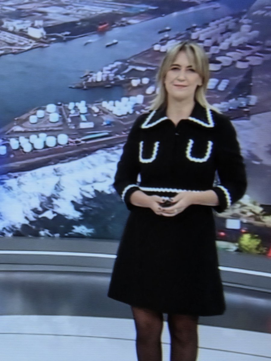 яσмιηα ναℓєяια tweet media