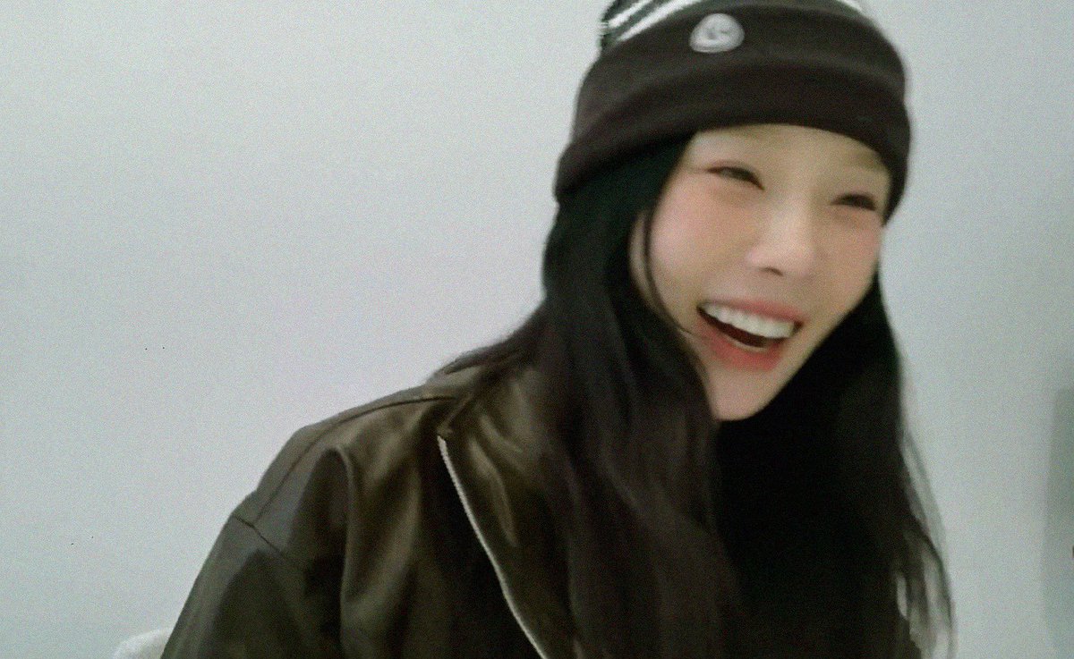taeyeonphoto's tweet photo. https://t.co/njfs2pXn9E