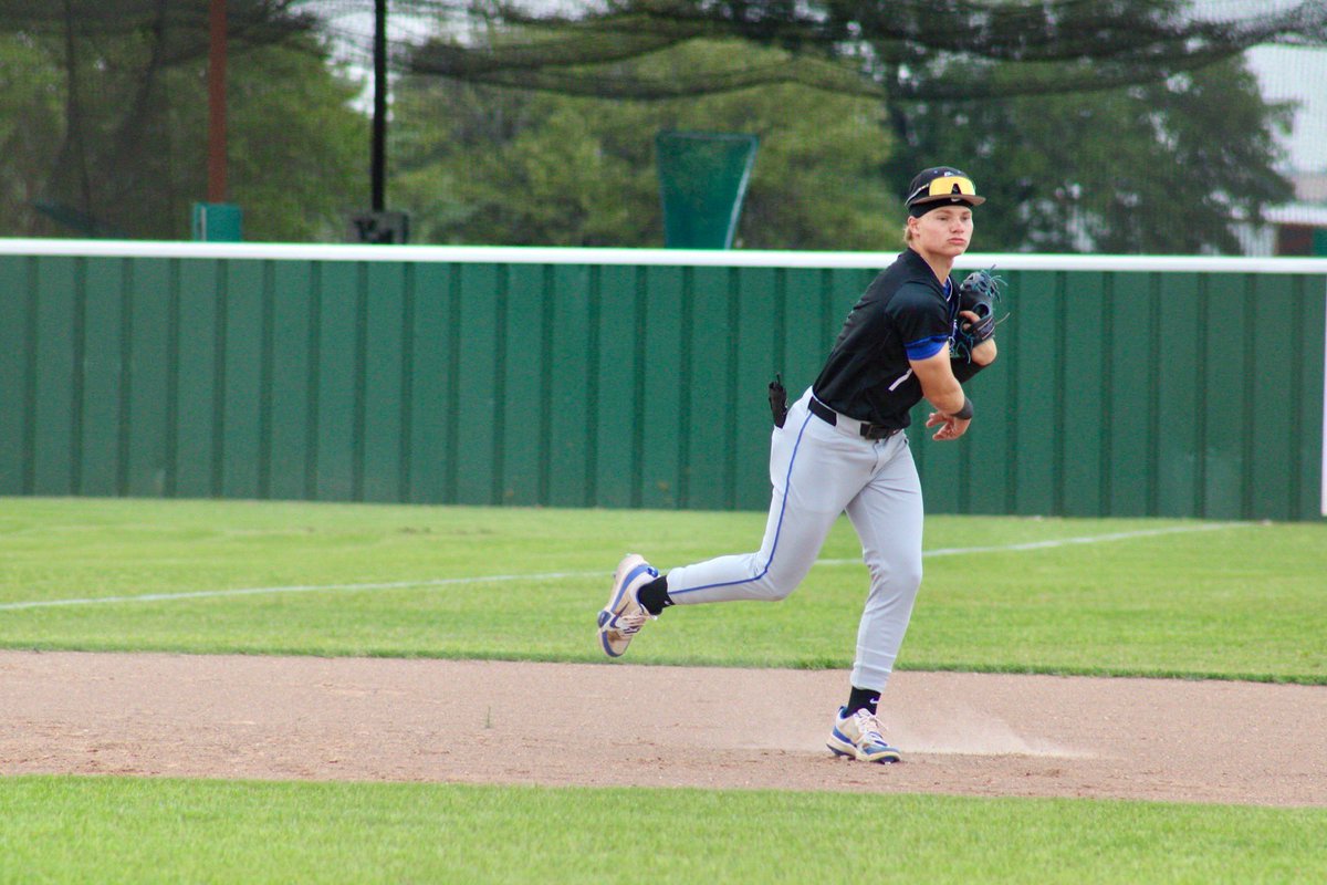 DogballTX's tweet image. Varsity Final 

Bosqueville 3
Valley Mills 5

Back at it Friday in Bosqueville! #FAMILY