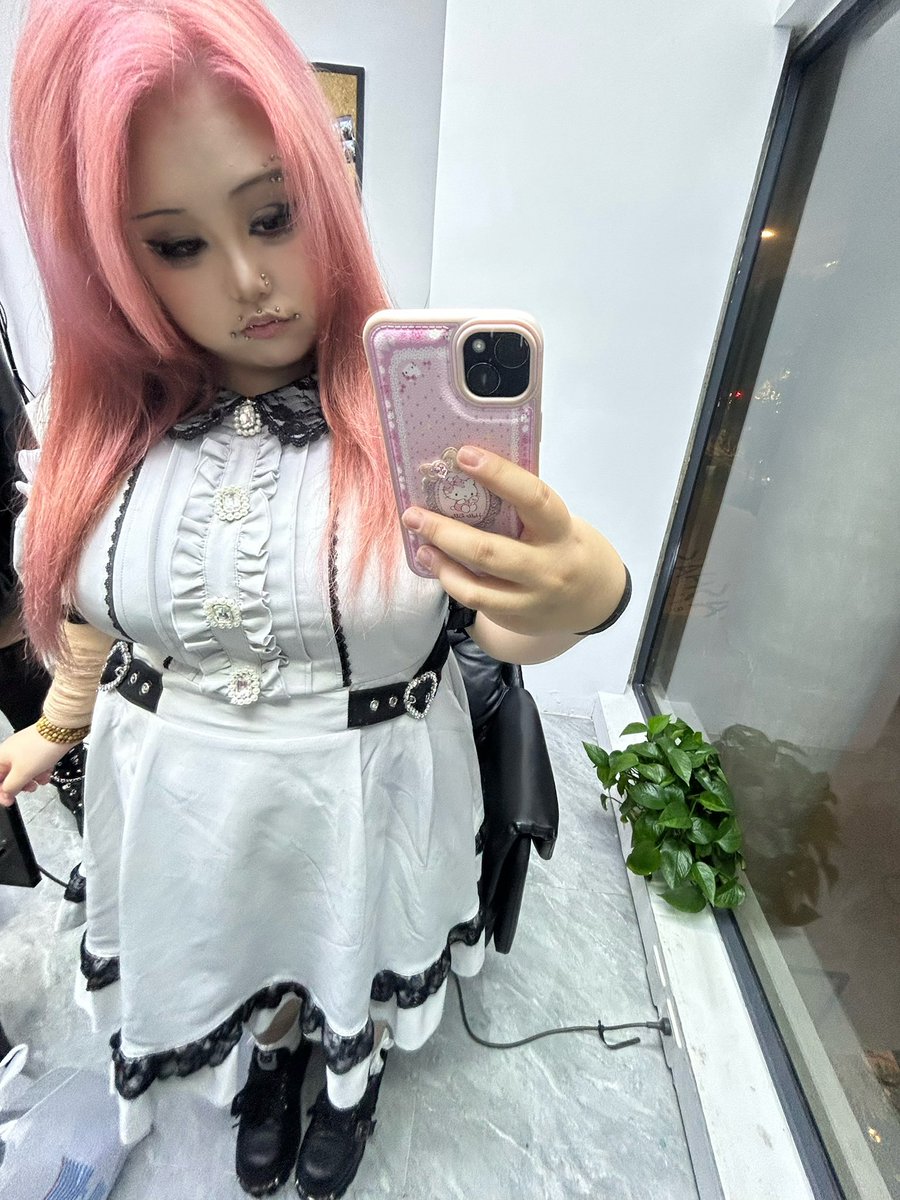 k mini tweet media