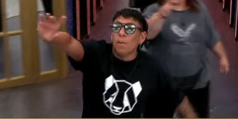 ultraultralento's tweet photo. estoy para que en la proxima placa se vaya el deudor de cuota alimentaria, me tiene harto haciendose el que le importa la comida cuando a las hijas las deja sin comer #GranHermano https://t.co/ihuFZHs5z5