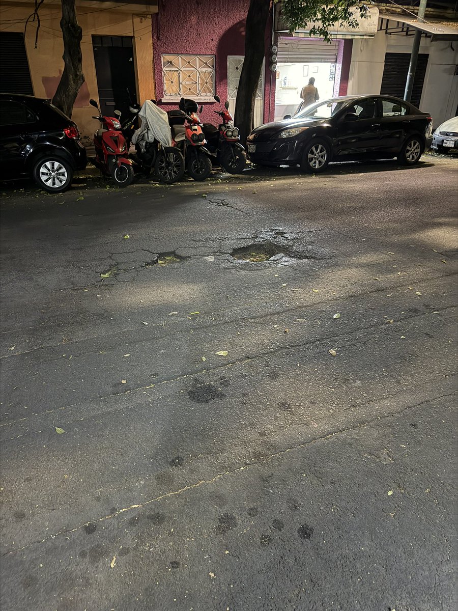 GLV330's tweet photo. A ver si vienen a arreglar sus porquerías calle zempoala en vertiz Narvarte @BJAlcaldia https://t.co/1fGgOtcY0G