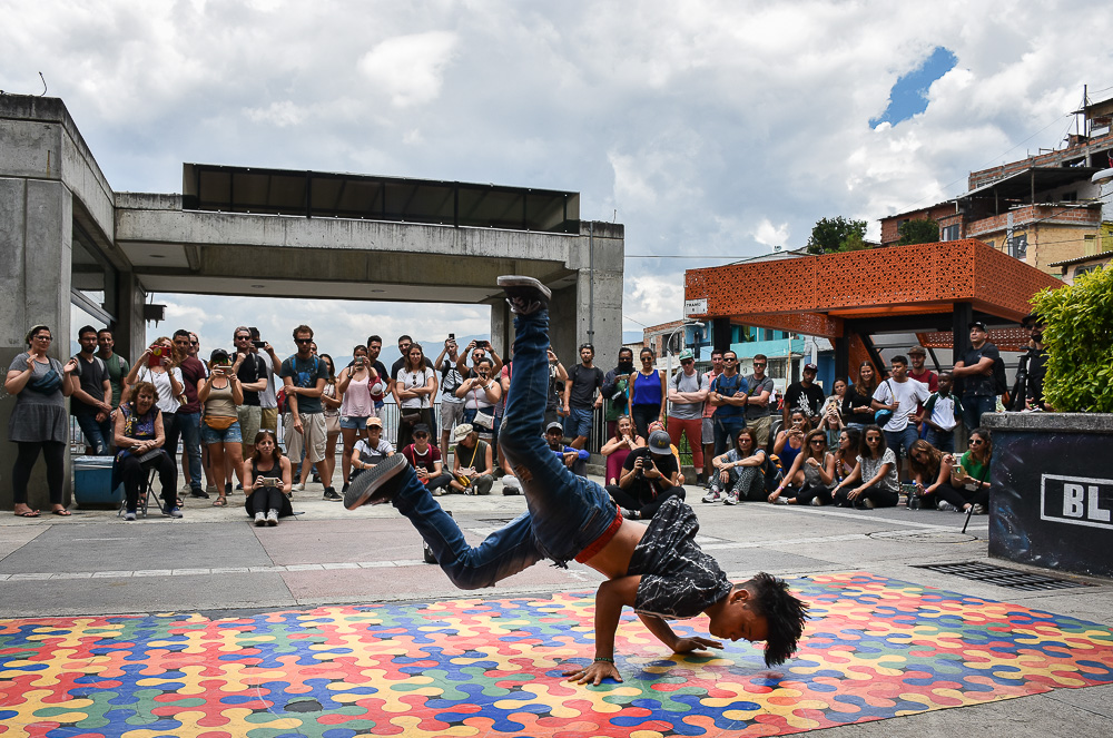 El baile, también, puede sanar sociedades...