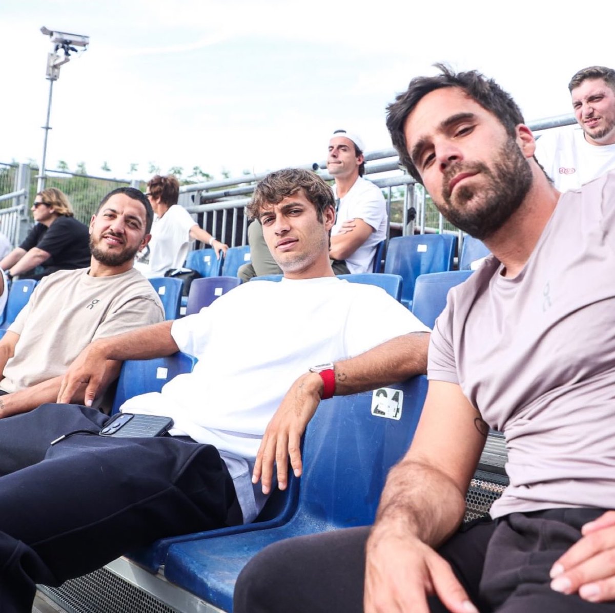 omg??? flavio was there in the stands watching jaime qualifying match 🤯 🇵🇹X🇮🇹