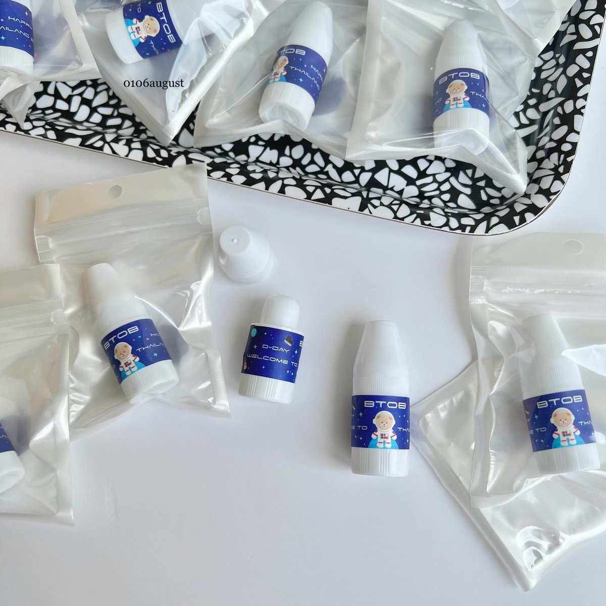 🔰รับผลิต/ออกแบบ ยาดมหลอดสั้น💓

🎨ทางร้านมีบริการรับออกแบบ
🌻 แจ้งวันใช้งาน สอบถามแอดมินเพิ่มเติมก่อนได้ค้าบ

♡ ช่วงนี้คิวไม่เยอะน้า

#รับออกแบบ #รับออกแบบgiveaway #รับออกแบบของแจก #รับทําของแจก #รับทำgiveaway