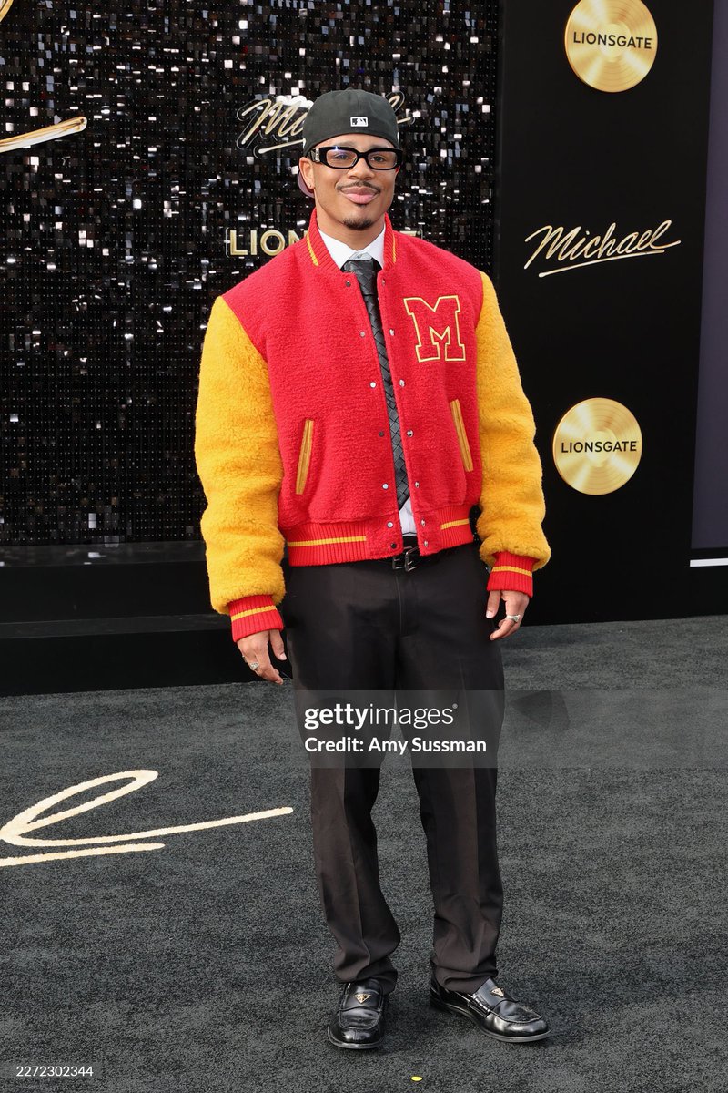 ✧ elley tweet media