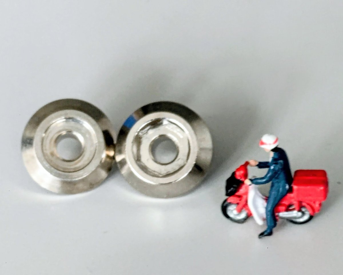 H I R O B O L t d. tweet media