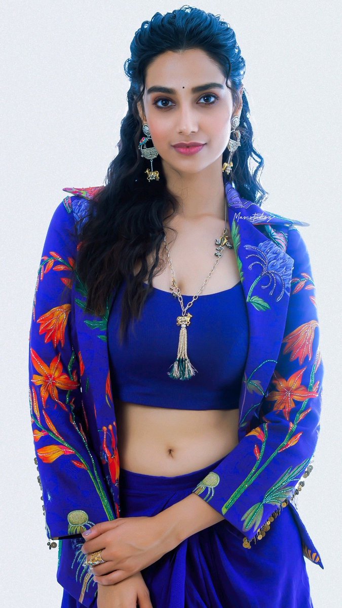 Meenakshi Chaudhary tweet media