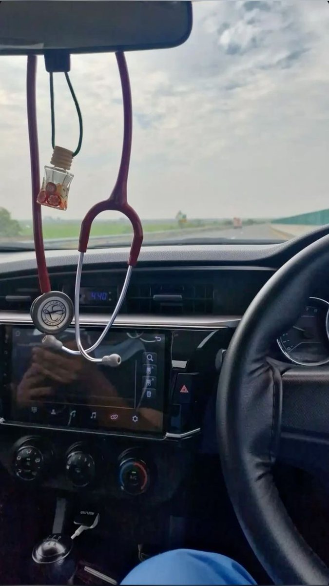 ᅠᅠᅠᅠᅠᅠᅠ℘. 𝓡𝙤𝙨𝙞𝙚𝙧 tweet media