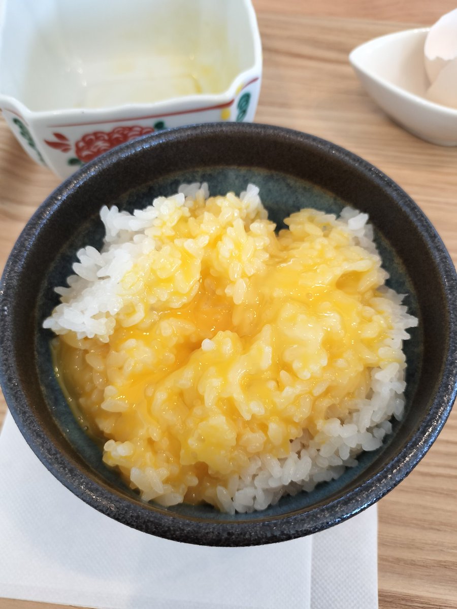 ganimede16's tweet image. クチノトマーケットのたまごかけごはん
#蓮ノ空 #lovelive