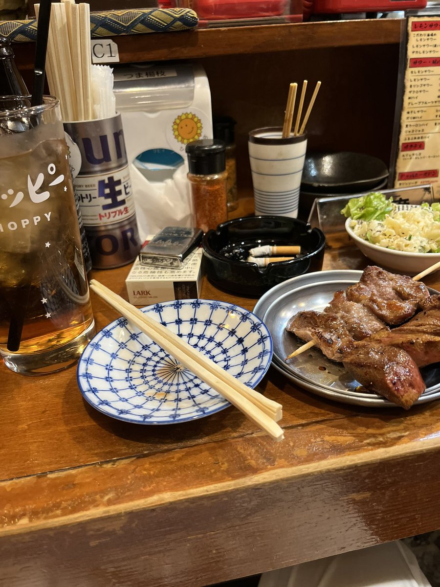 vtz_cefiro's tweet photo. 週２日ある休みの中で毎回車乗るかバイク乗るか飲みに行くかの3択で迷って結局飲みに行ってしまう https://t.co/Ns9SfZnT85