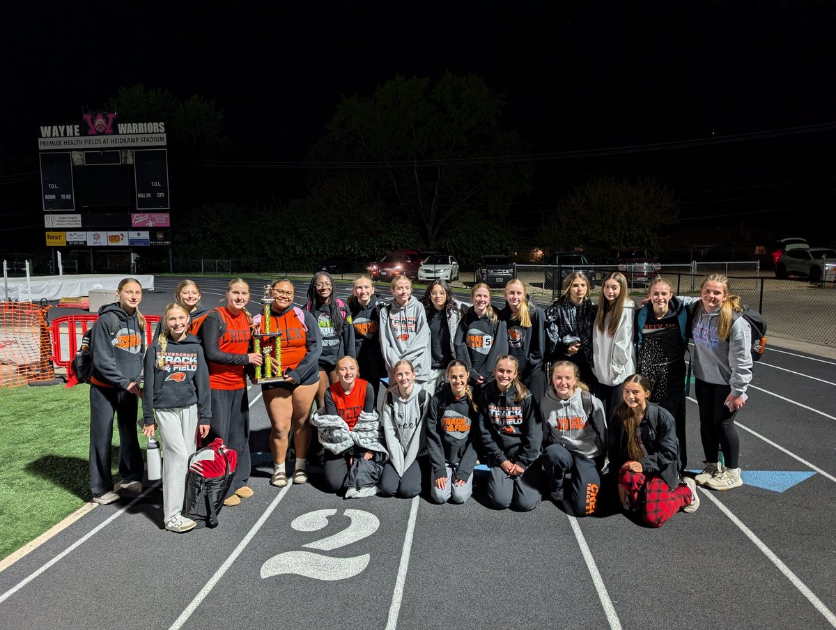 BeavercreekMSXC's tweet photo. Girls Win and the Boys Take 4th(their best finish at the meet) at the Wayne Invitational!! Took a full team effort of many PRs and gutsy performances to pull off the win! Sl https://t.co/sR8JuGMYxp