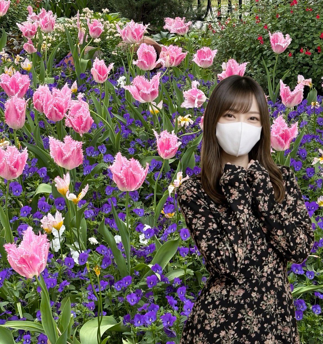 ⑅︎◡̈︎こんにちわぁぁぁ〜ﾜ¨̮ 課長に教わった😆 ぶりっ子ポーズして