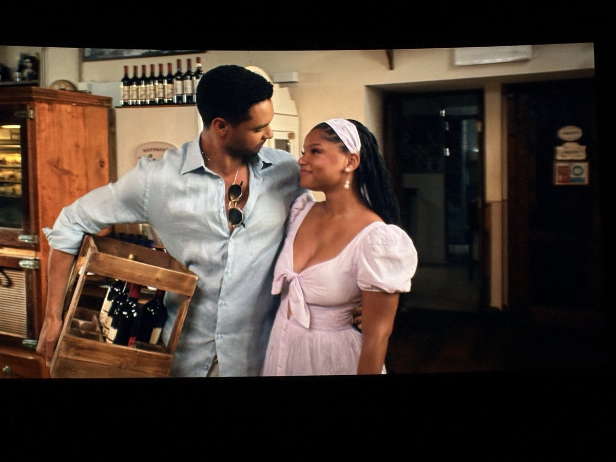 M (stands for miley stewart) tweet media