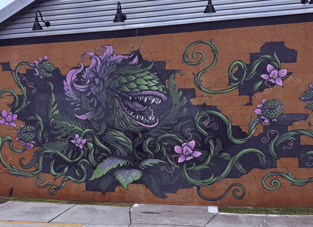 ‘Little Hops of Horror’
Mural found in #Melbourne , FL