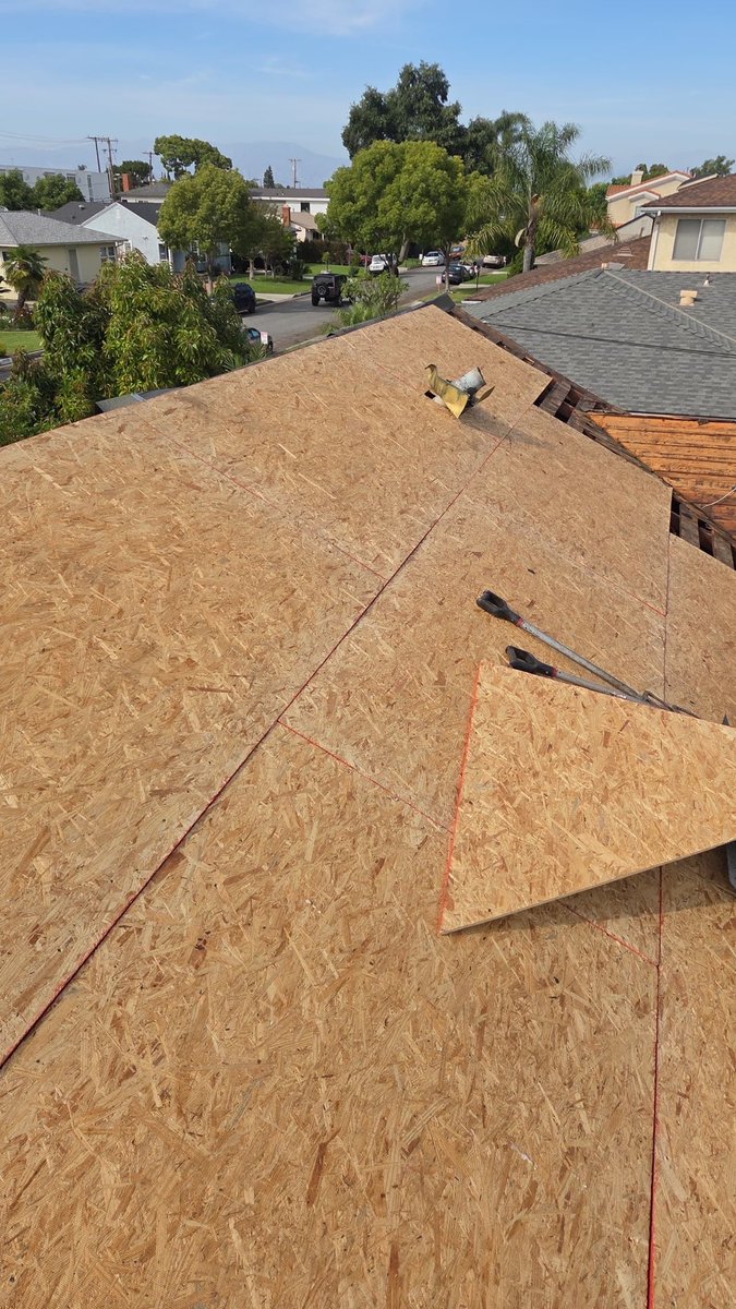 RealEstateDude tweet media