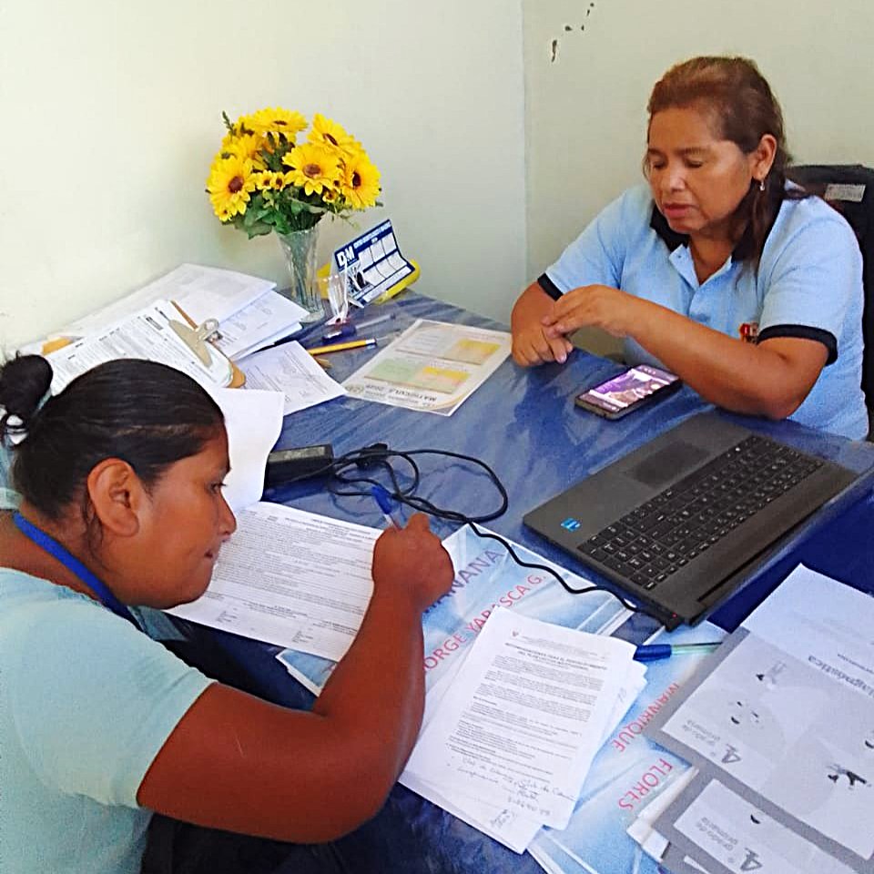 ctvcperu's tweet image. #CTVCenAcción | En #Ica, los comités locales de Grocio Prado, de Parcona, de Pueblo Nuevo y de Salas visitaron las II. EE. de sus distritos como parte de la Campaña de Vigilancia a la prestación del servicio alimentario del @MidisPAE.

#ParticipaciónCiudadana