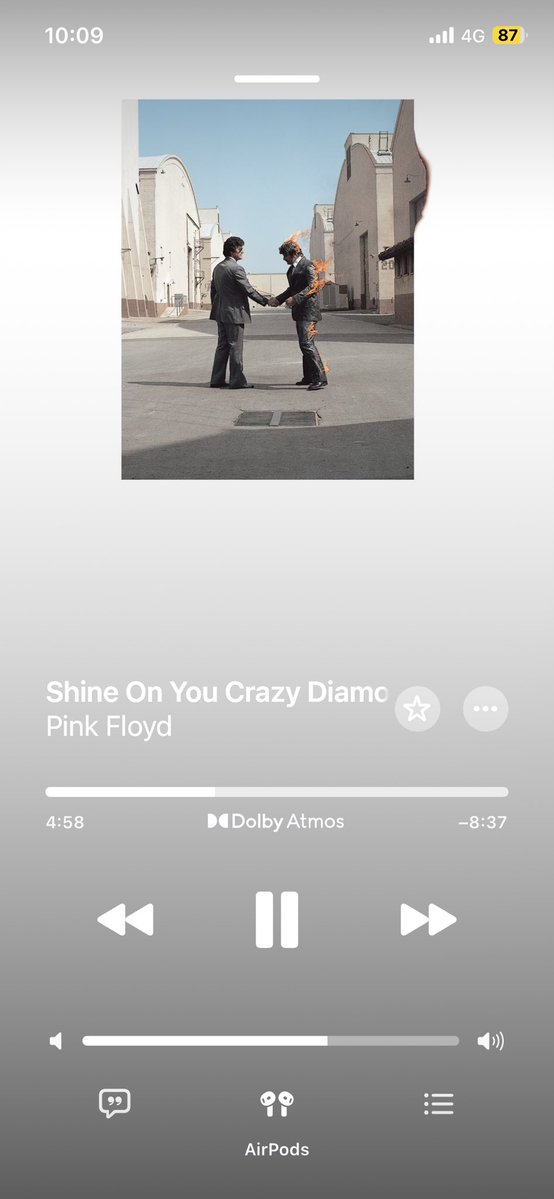 リジー tweet media