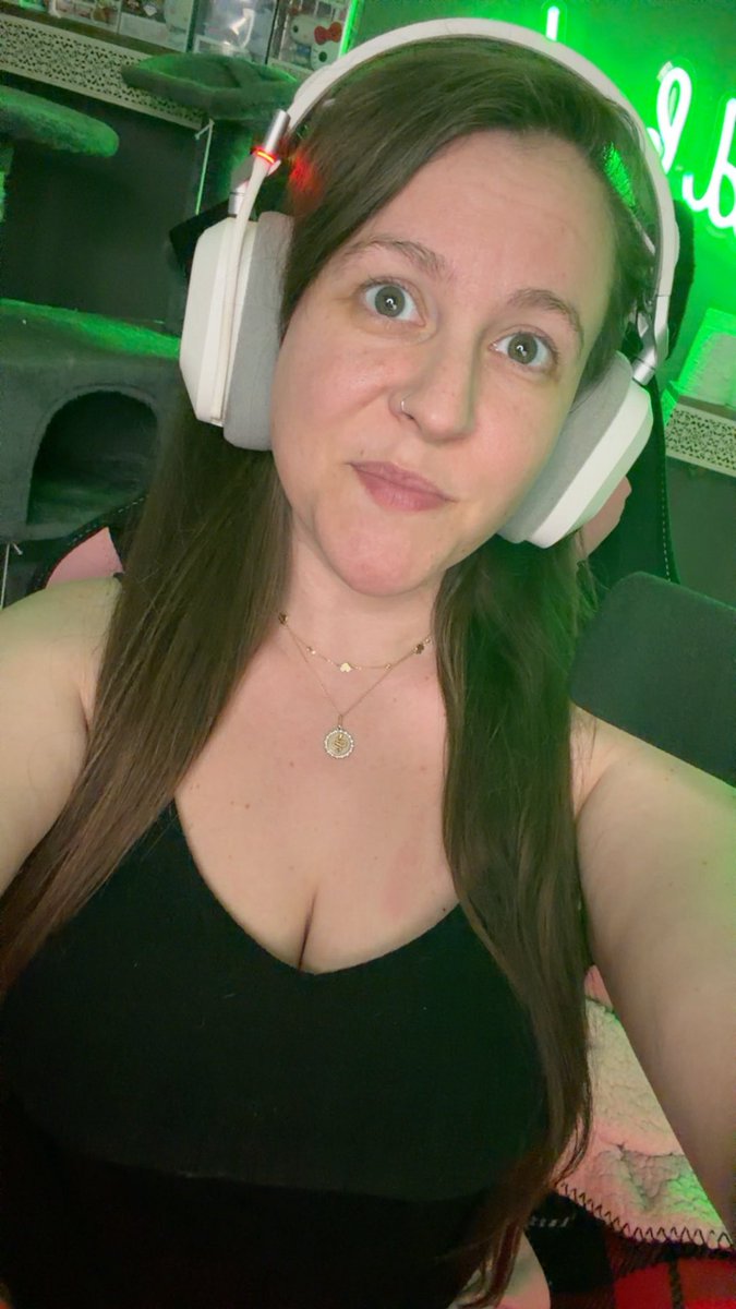 TwistedBootyttv tweet media