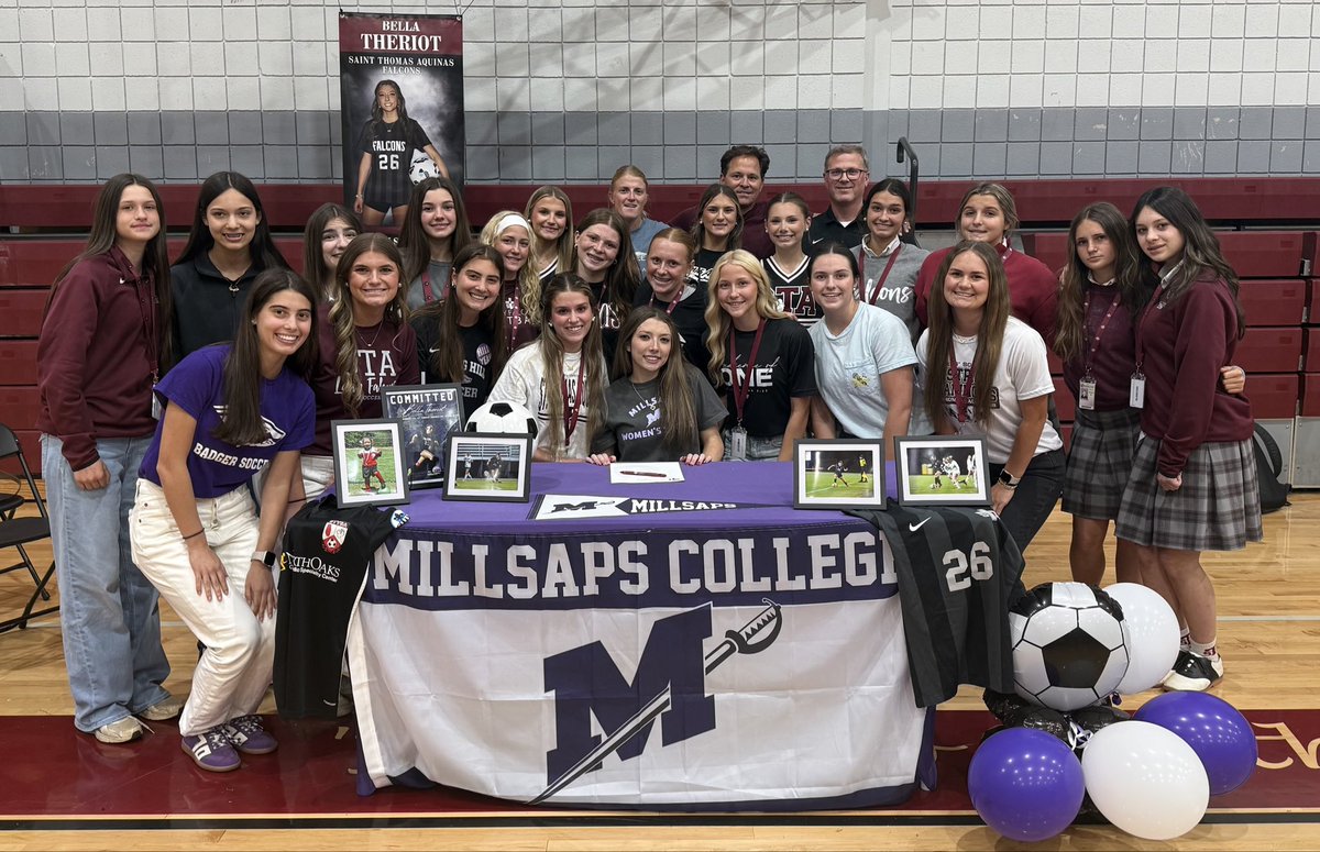 St. Thomas Aquinas Lady Falcons Soccer tweet media