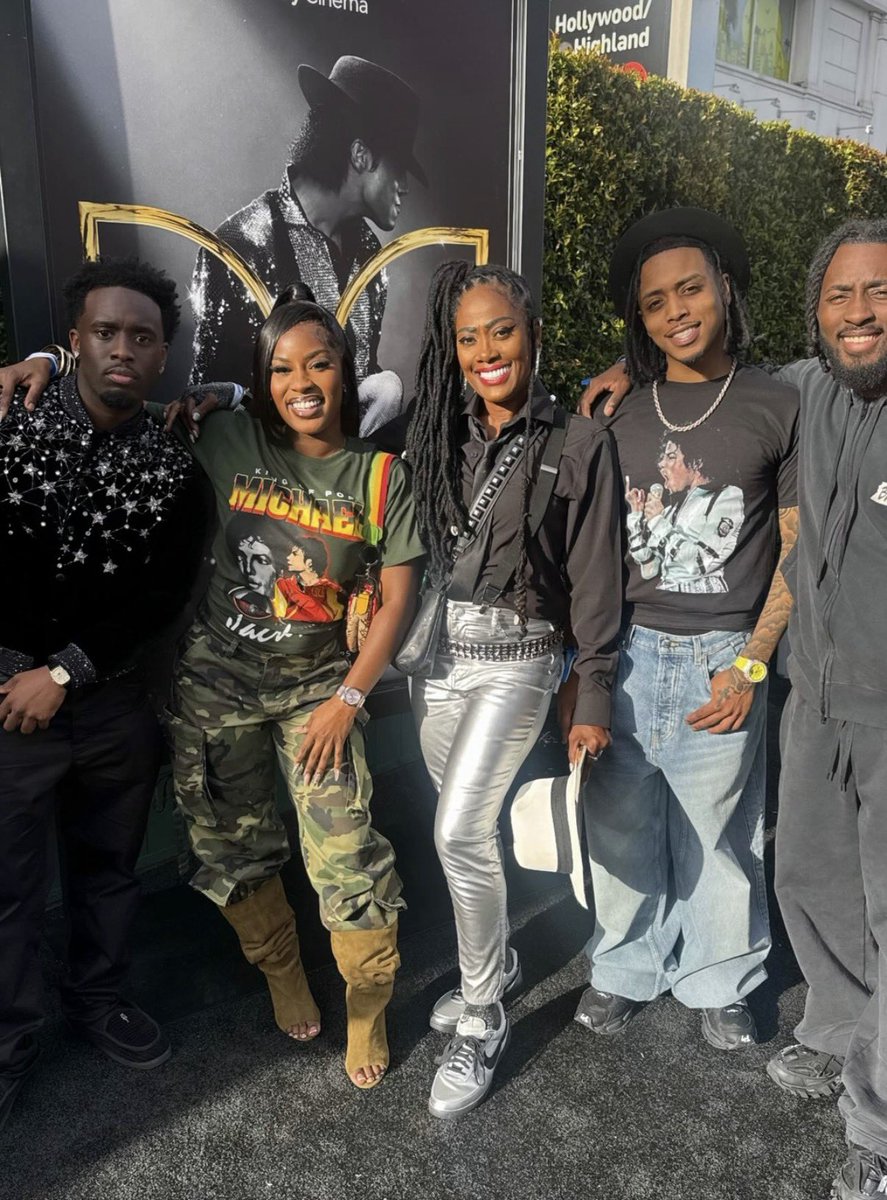 StreamsEra tweet media