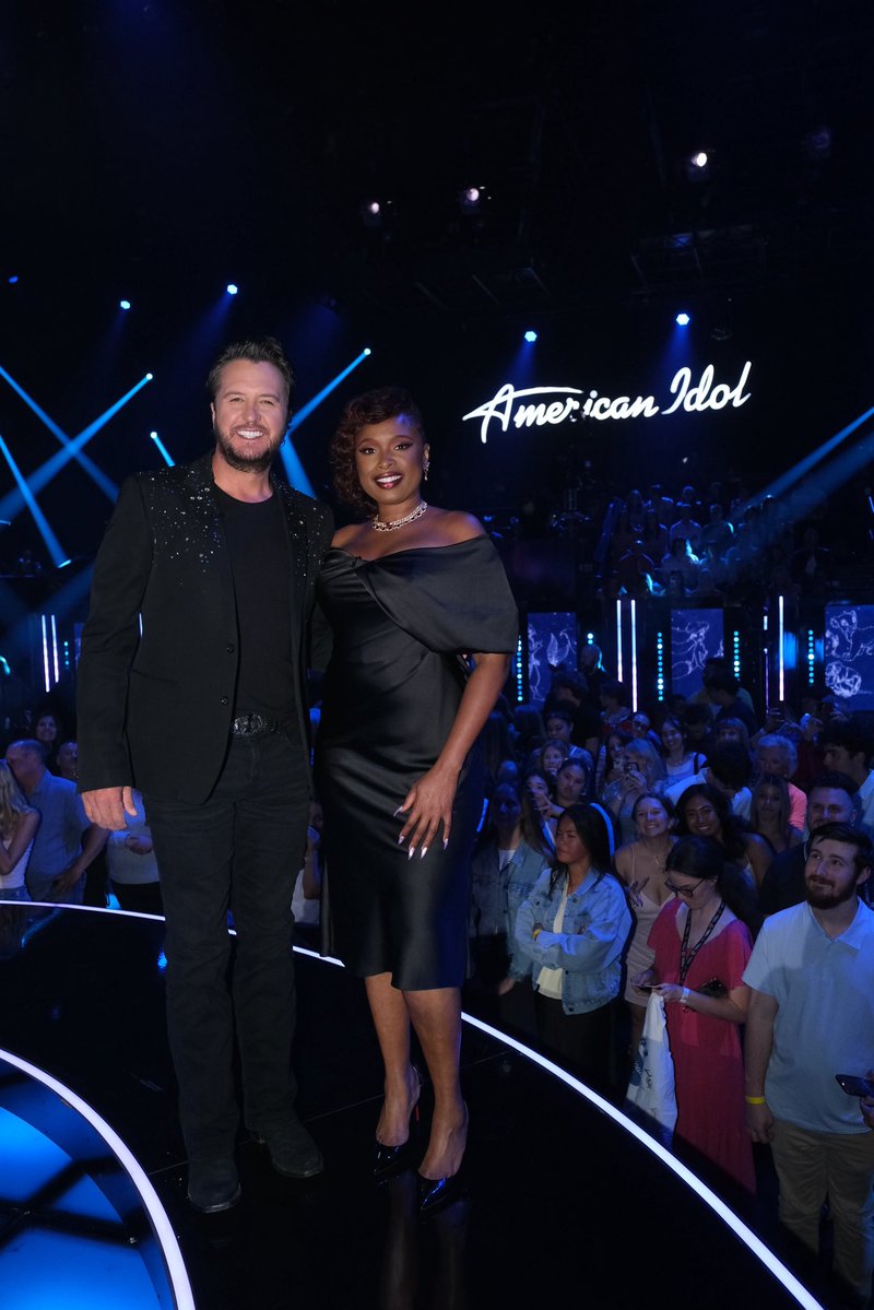 Luke Bryan tweet media