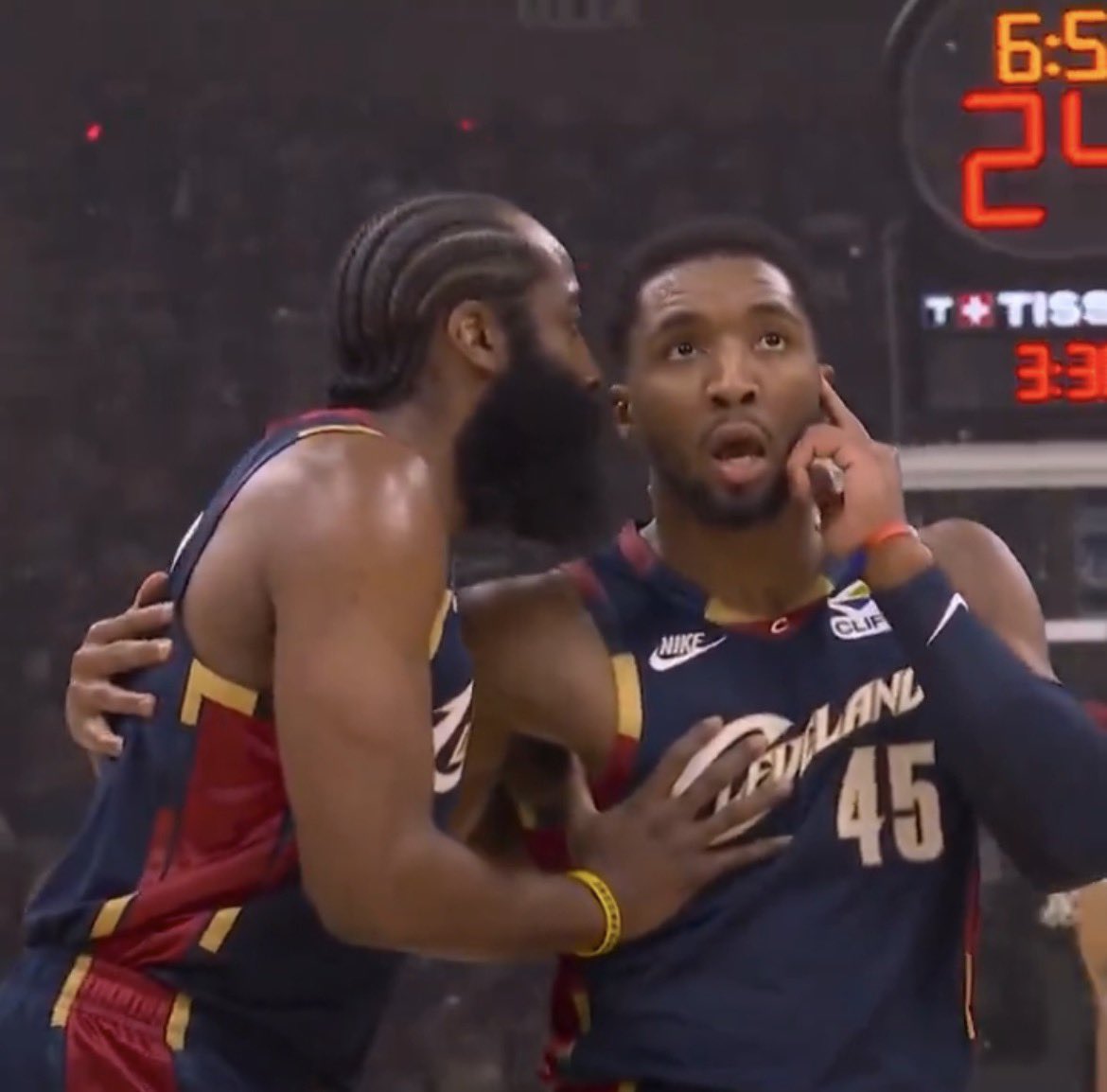 Color Rush Carl tweet media