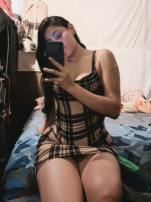 Sexy Vestidos 675K tweet media