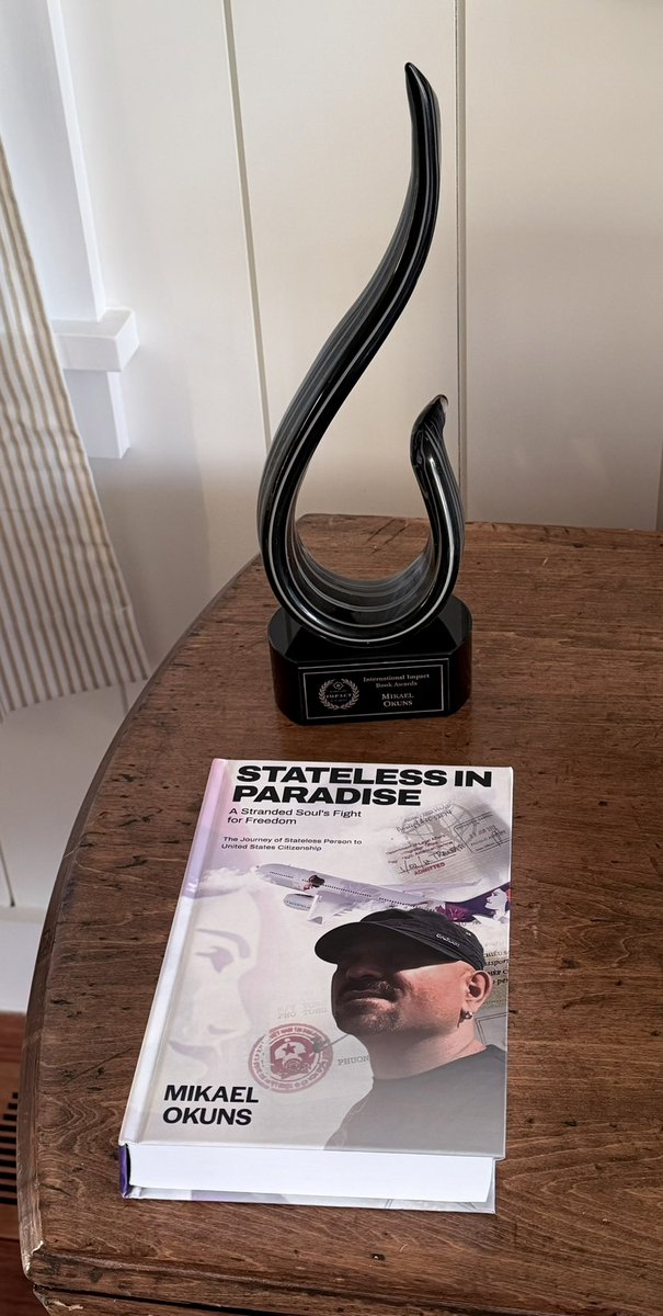 StatelessP's tweet image. amazon.com/Stateless-Para…

#stateless #immigration #citizenship