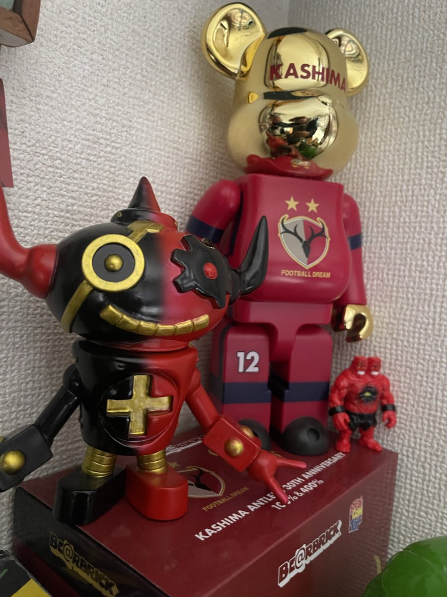 即発送！新品未開封！鹿島アントラーズ 30周年 記念 ベアブリック