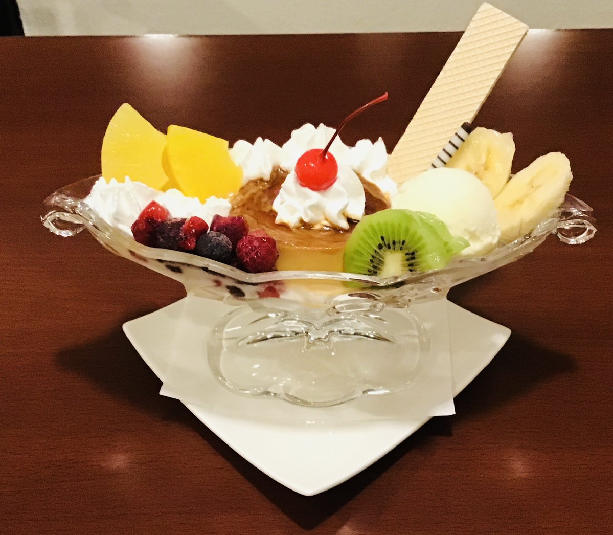 文京根津店です😃 頑張った自分へのご褒美に昔ながらのプリン