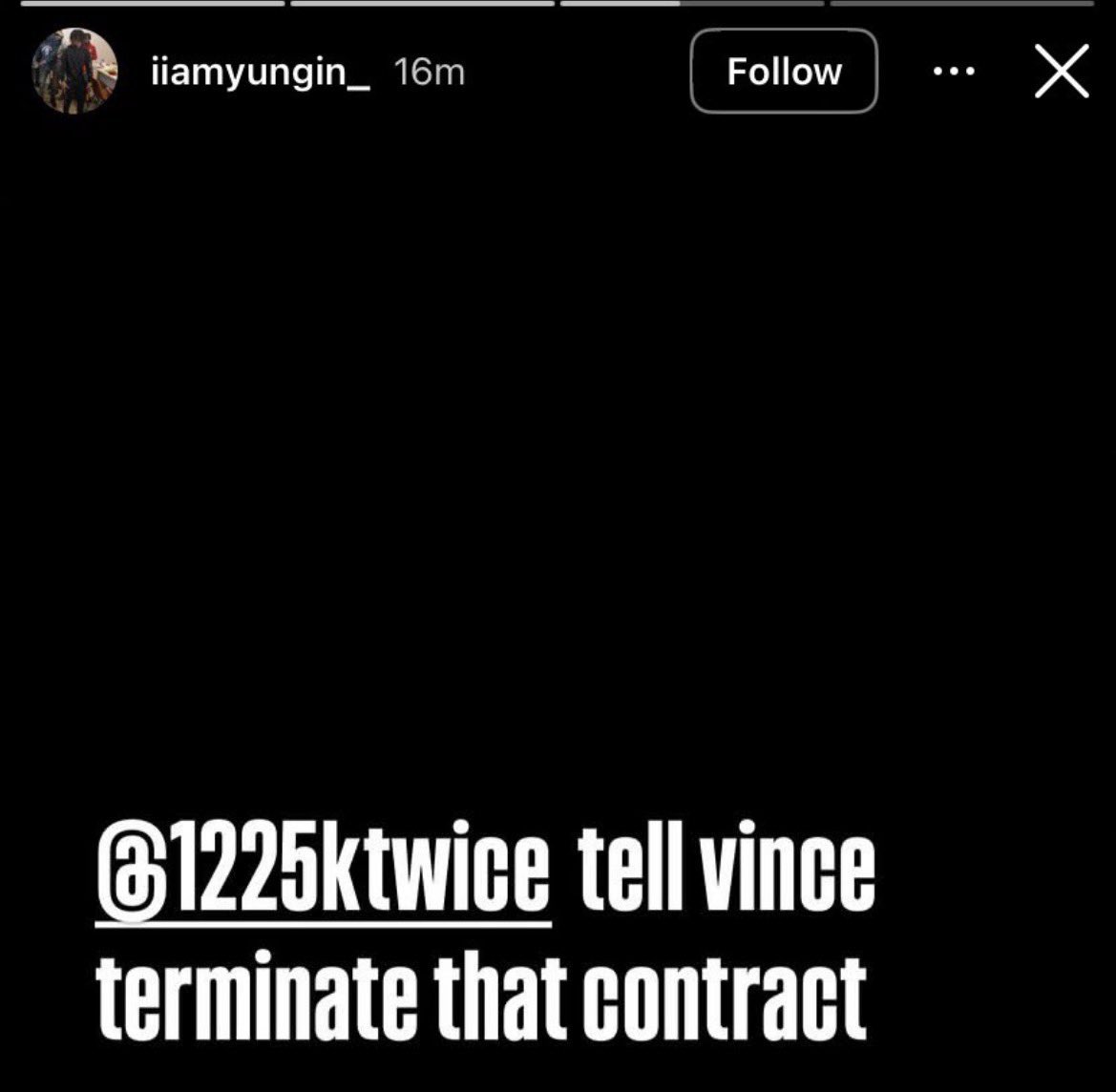 Hoje, 5 dias depois, o menor já tá pedindo pra sair da gravadora… 😭😭😭

Deve ter visto que ele não pertence a esse bando de malucos. ☠️☠️☠️