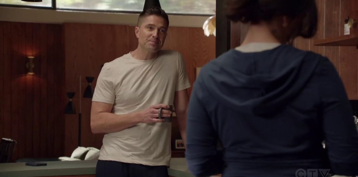 goldenbradfrds's tweet image. Tim in that white shirt #bless