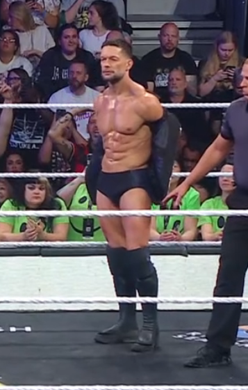 81년생 맞아????????????????????????????????? 
누가 이사람 민증좀 확인해