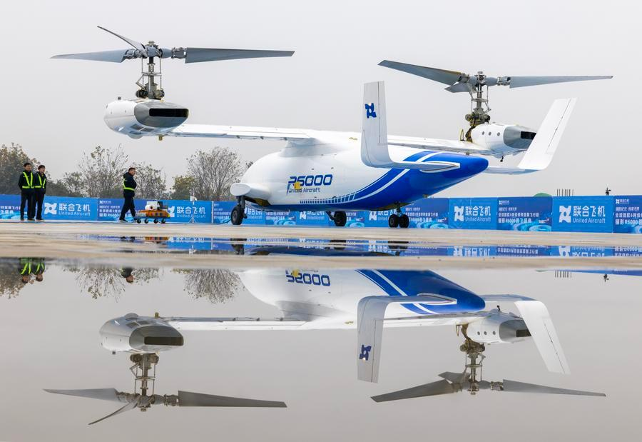 CE_ChinaEconomy's tweet image. #China's registered #UAV fleet totaled nearly 3.29 million units by the end of 2025, a 51-percent increase year on year, according to data released by the Civil Aviation Administration of China. UAV flight hours surged to 45.3 million in 2025, up 69.9 percent from the previous