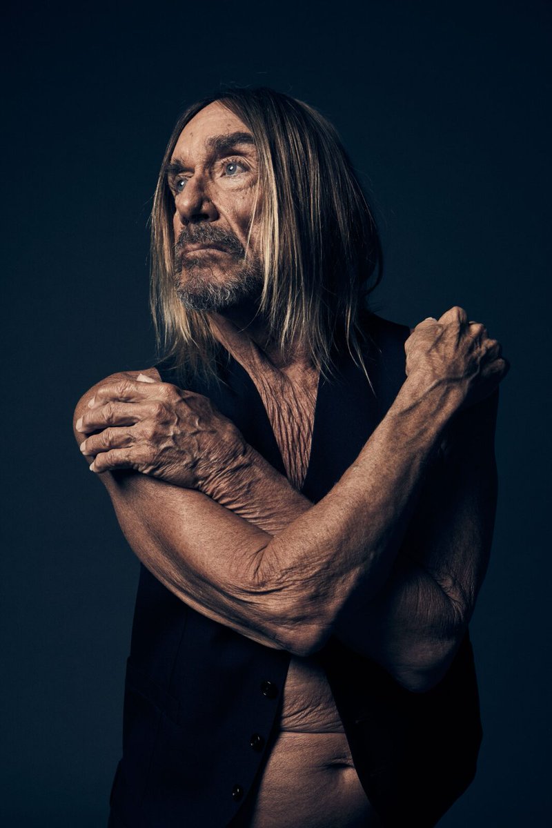 PunkRockStory's tweet image. 79 years young 🔥🍾💥 and full of energy on stage

Happy birthday to James Newell Osterberg, aka Iggy Pop, the "Godfather of Punk," who was born today, 1947, in Muskegon, Michigan.

Photo: Jimmy Fontaine

#punk #punks #punkrock #iggypop #history #punkrockhistory #otd