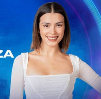 Dale Gran Hermano sirve un poco y mete a alguna de estas 2 en el lugar de la maciel !!!! #Granhermano