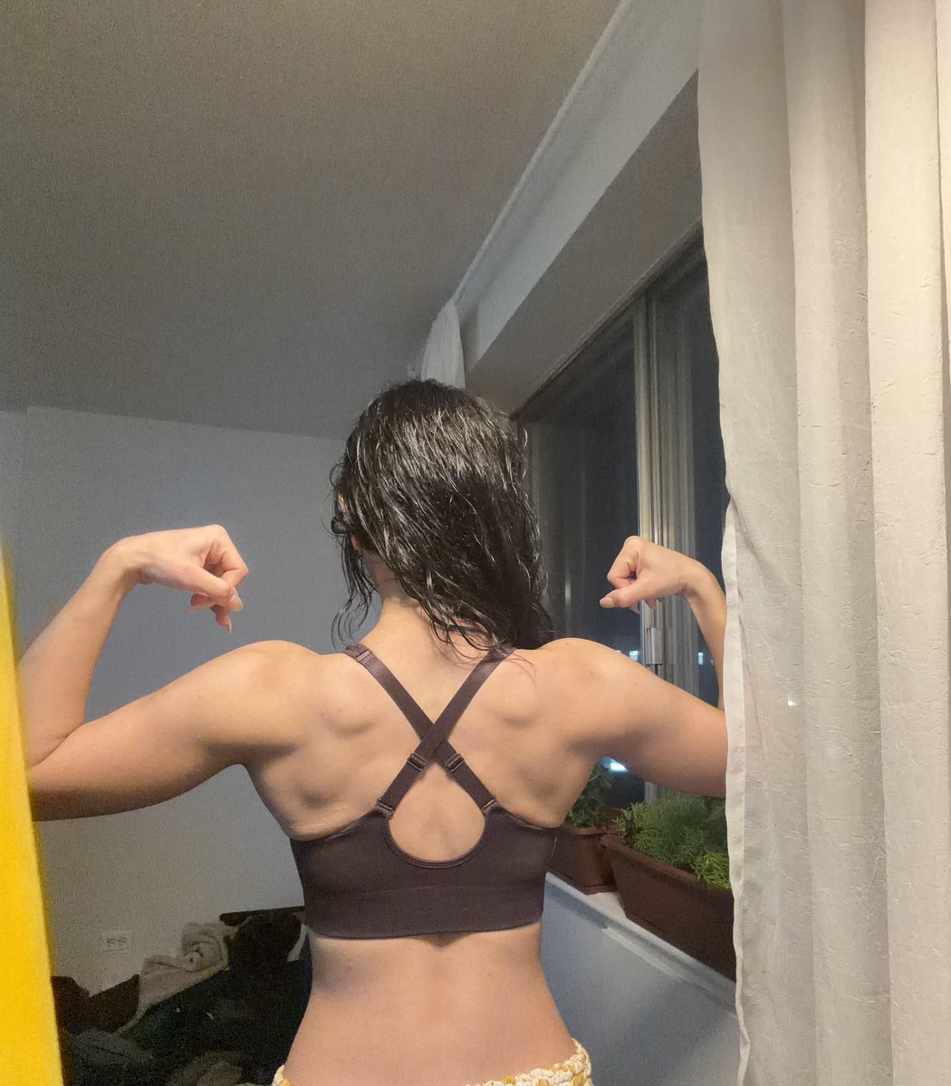 کیمیام. tweet media