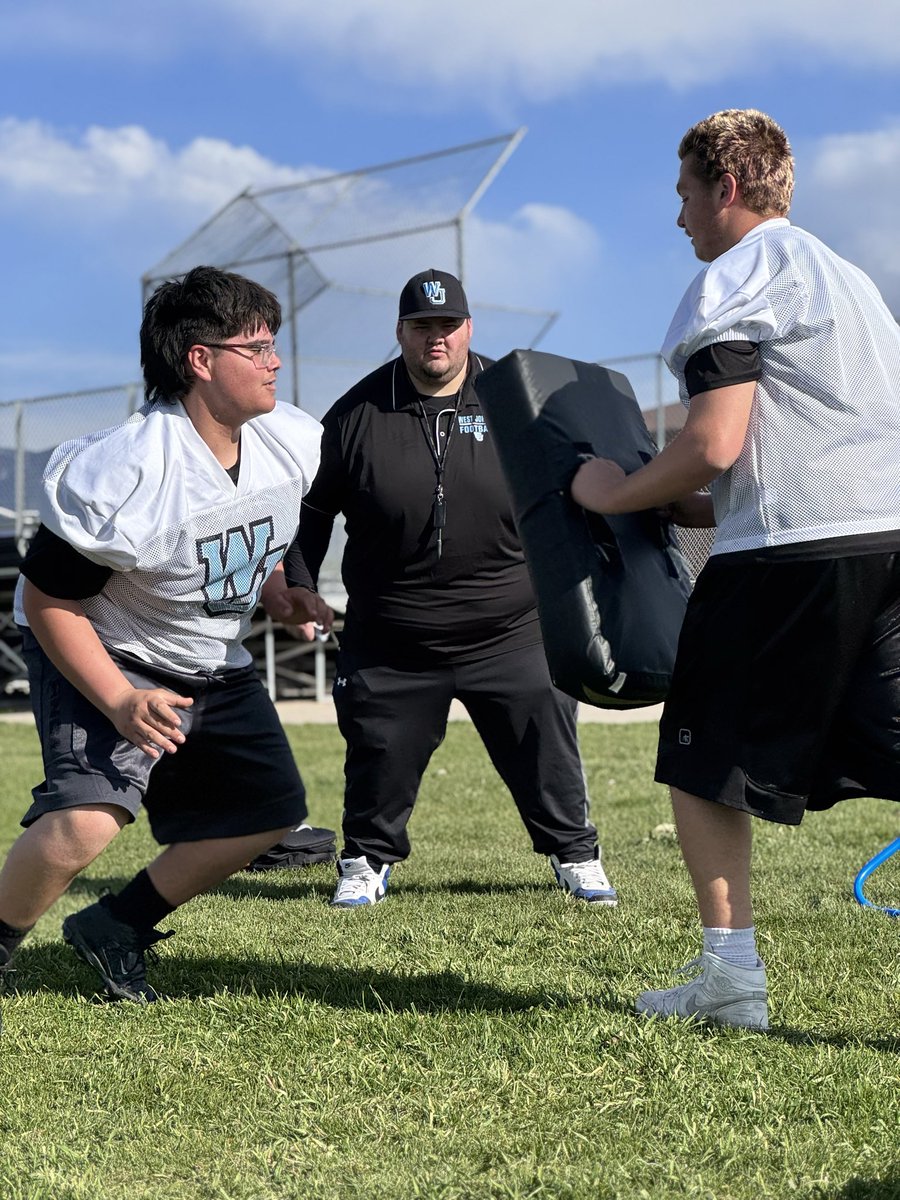 WestJordanHSFB's tweet image. “Hard work beats talent when talent fails to work hard.” 

#Assignment 
#Alignment 
#Technique 
#GoJags 🐆