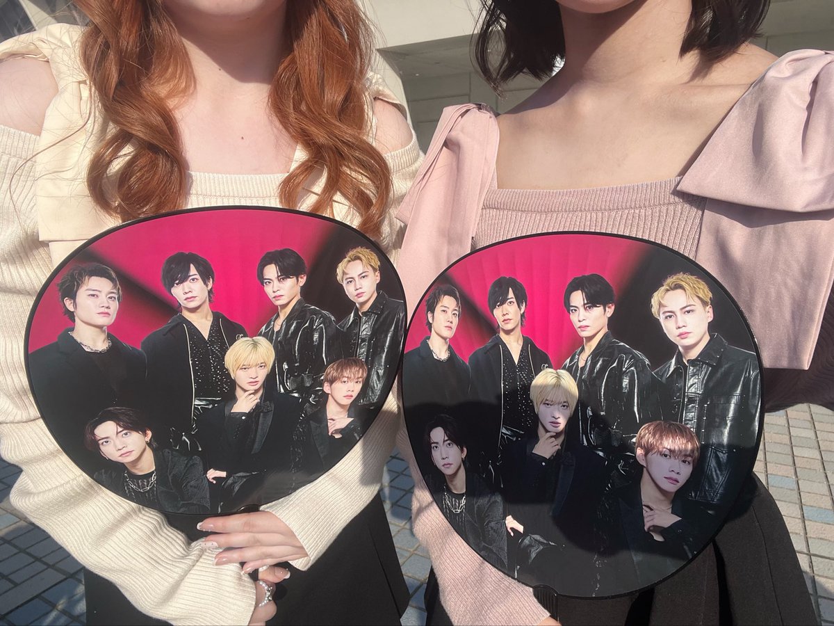 らーら tweet media