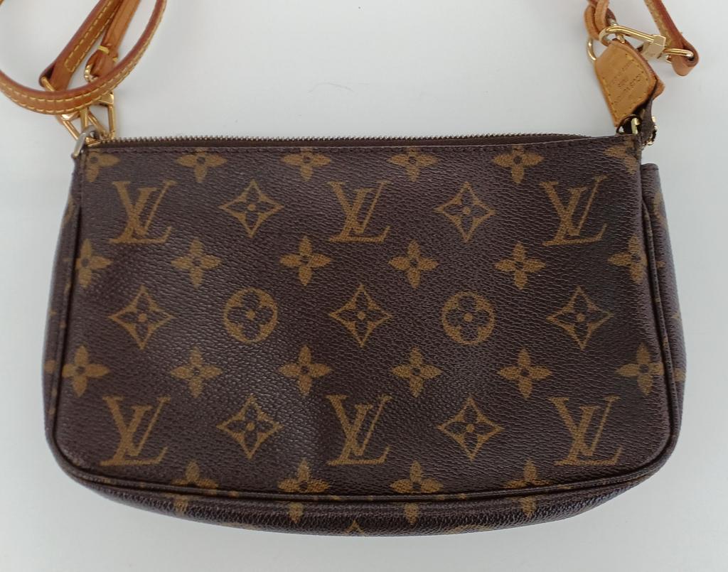 offhouse_kamiao's tweet photo. GUCCIとHERMESのハンドバッグとLOUIS VUITTONのポシェットを買い取らせていただきました。ありがとうございました。

#オフハウス
#オフハウス川口上青木店 https://t.co/Opp2zeJcsg