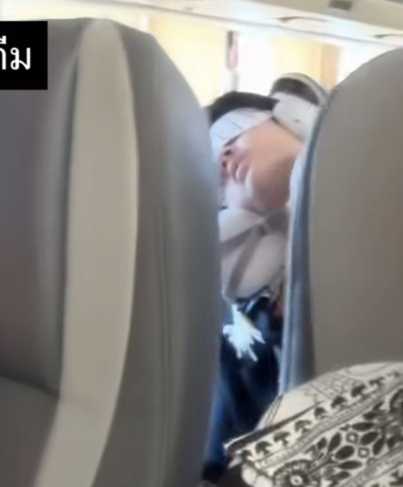 อ้วม tweet media