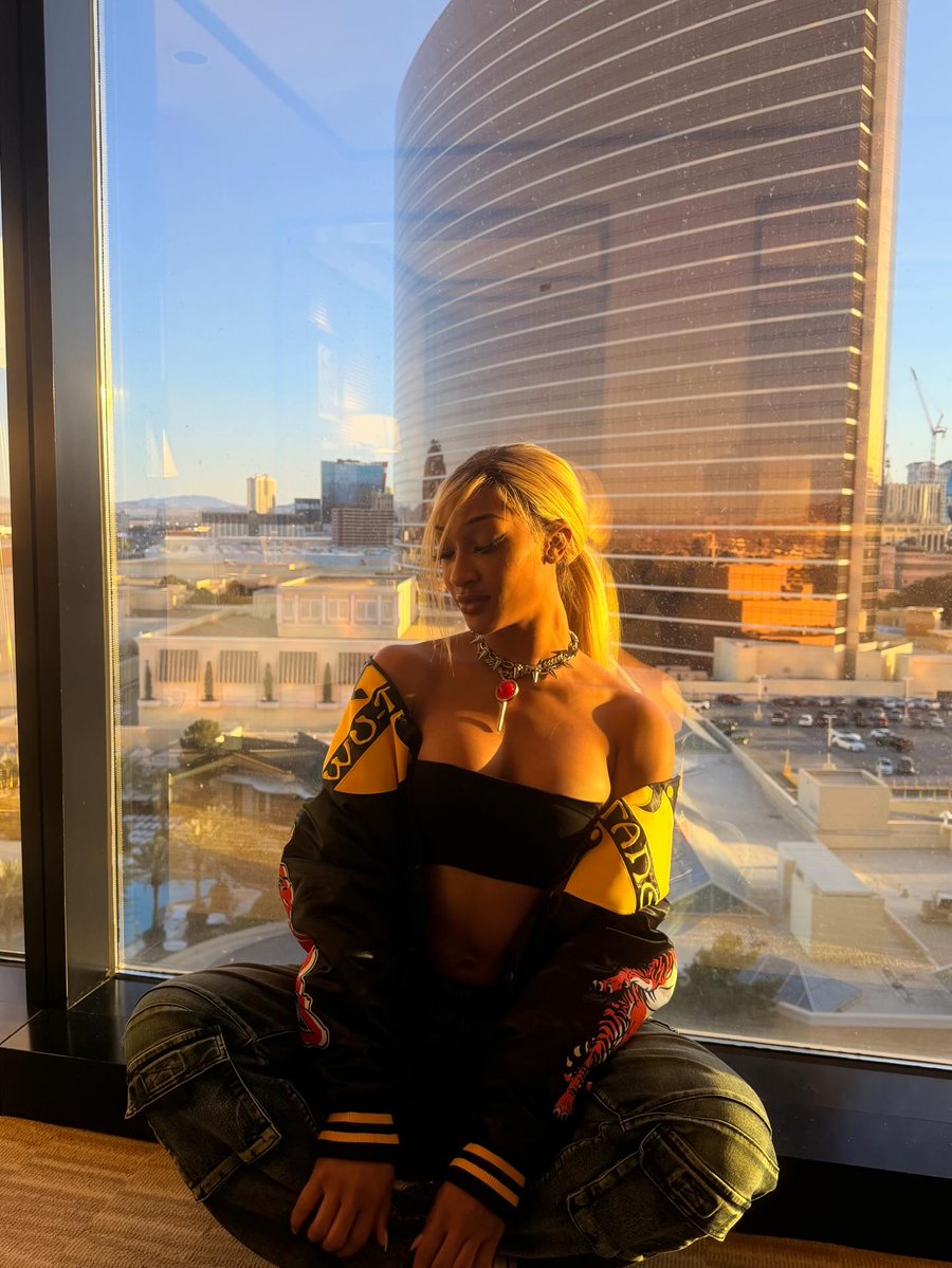 𝓢𝓪𝓭é. | Not @itsmarasade tweet media