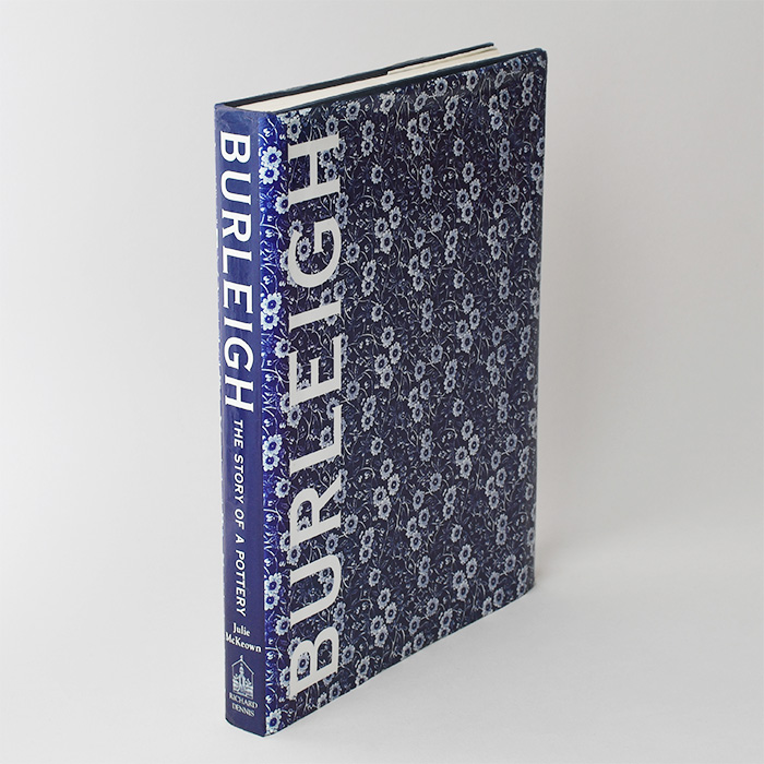 ちょっと斜め上😅な、新商品です。 バーレイの歴史書 「Burleigh：The